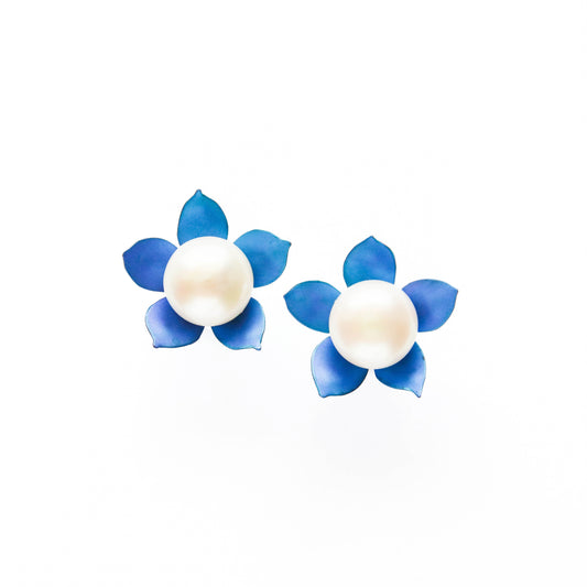 Blue 5-Petal Flower Studs with a Jumbo Pearl